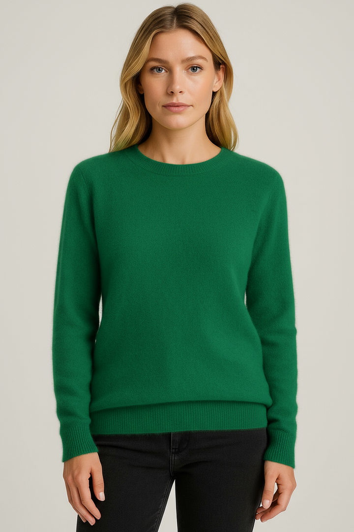 Freya Harper | Classic Crewneck Cashmere Sweater for Women